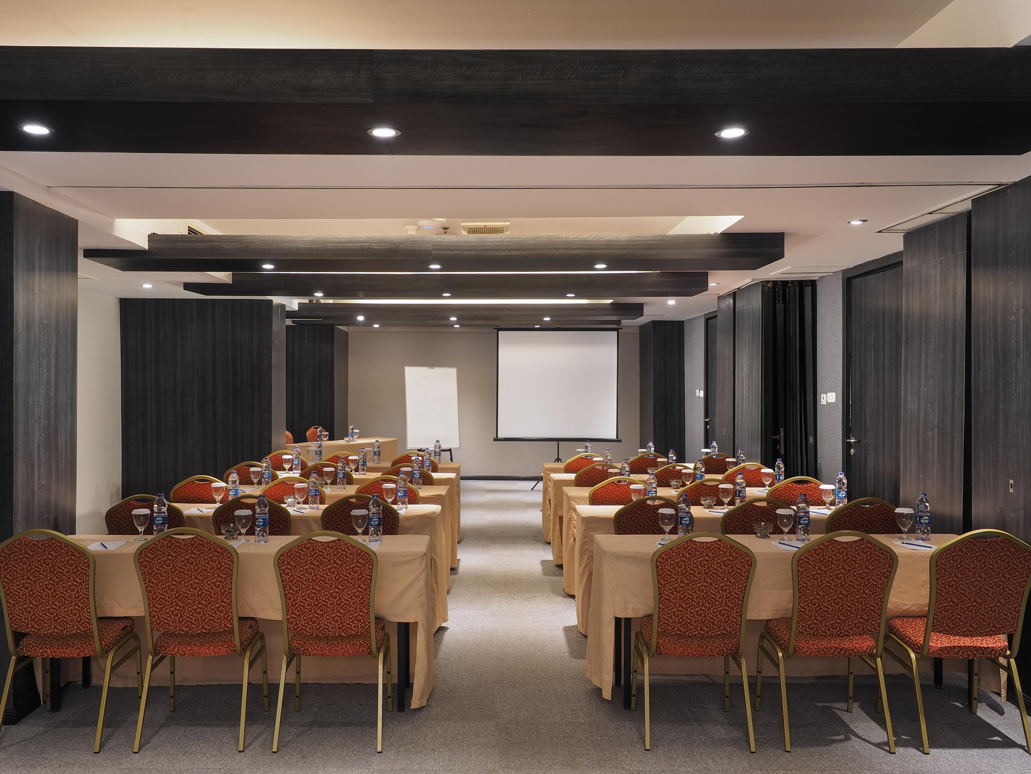 Swiss-Belinn Медан Екстериор снимка