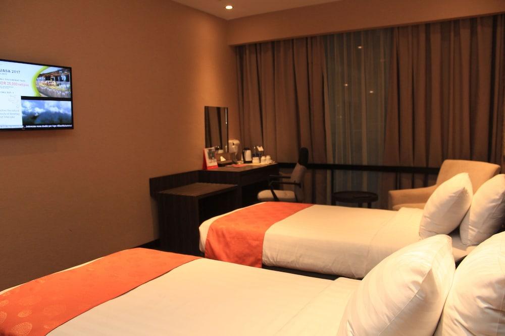 Swiss-Belinn Медан Екстериор снимка